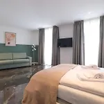 Boutique Piazza Grande *