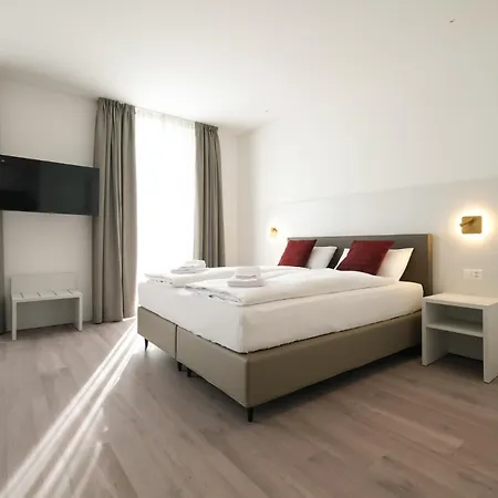 Boutique Piazza Grande - Easy Self Check-in Hotel Locarno